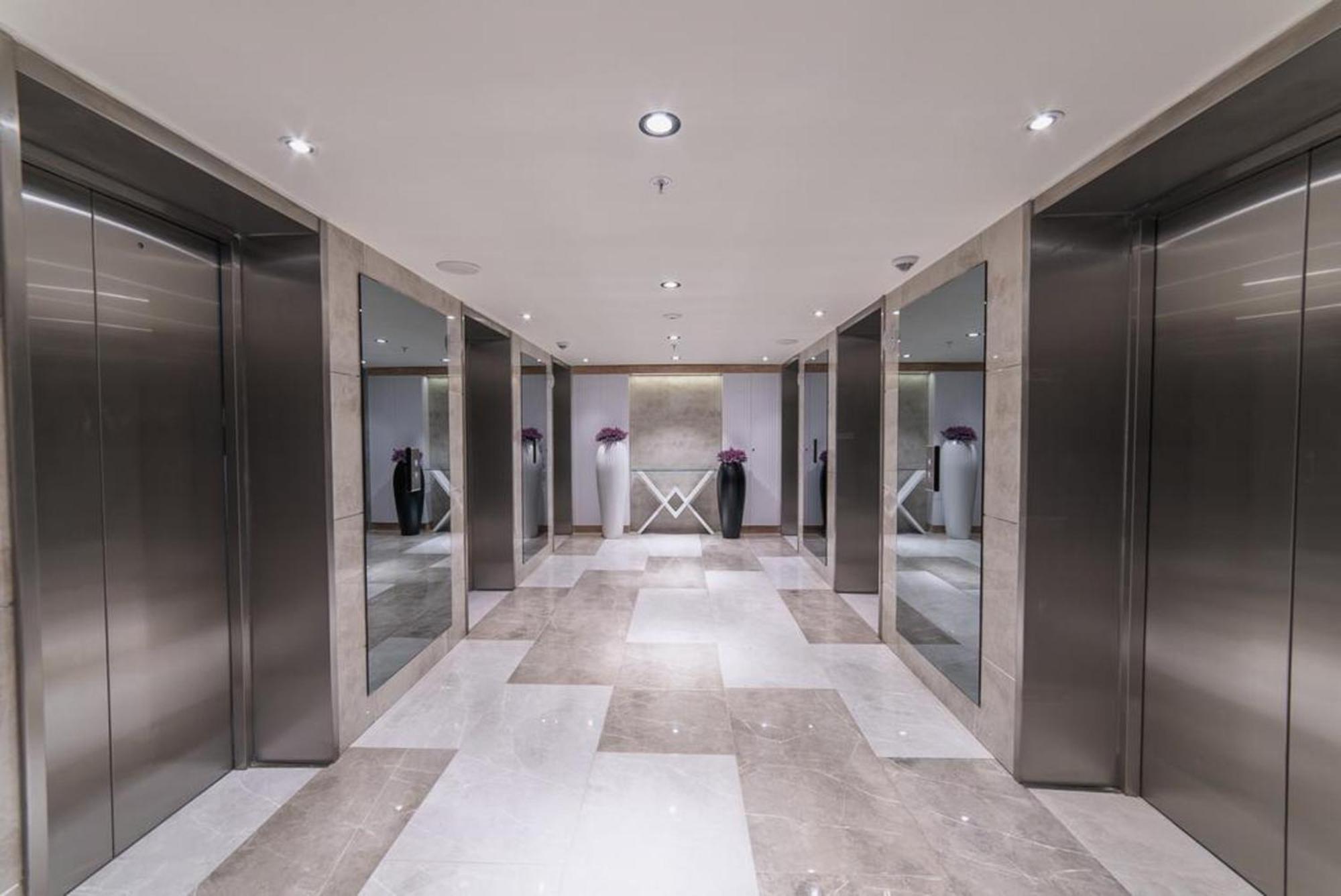 Orbi City Twin Towers Apartment Батуми Екстериор снимка